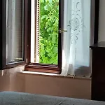 Апартаменты Il Cortile Dei Frutti Selvatici Санто-Стефано-Бельбо