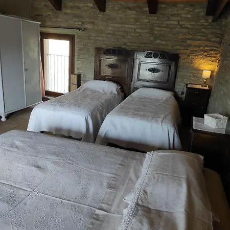 アパート Il Cortile Dei Frutti Selvatici サント・ステファノ・ベルボ