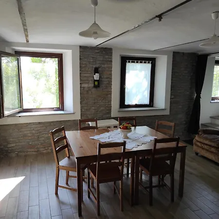Il Cortile Dei Frutti Selvatici *