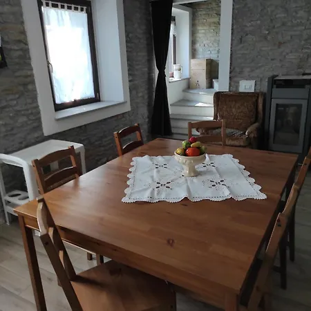 Il Cortile Dei Frutti Selvatici Santo Stefano Belbo